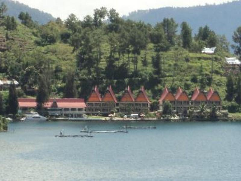 Danau Toba International Cottage Parapat Eksteriør bilde